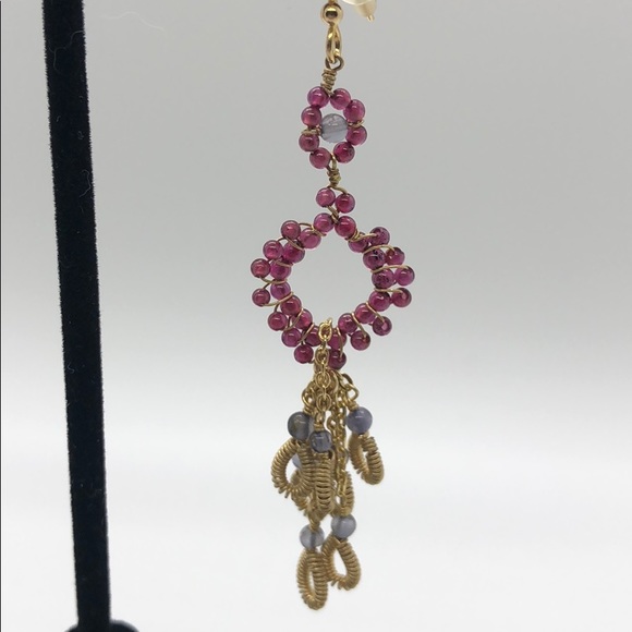 Dramatic drop earrings - Picture 3 of 6